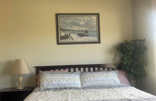 New River House | Cozy 1-bedroom house with WiFi, AC in pleasant New River