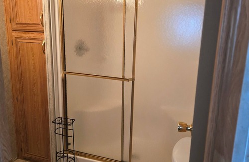 Pierceton House | Cozy 1-bedroom mobile home with AC and WiFi in charming Pierceton