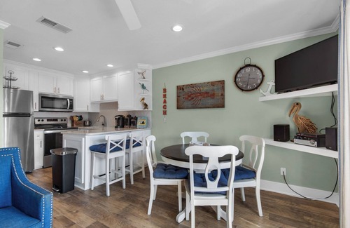 Avalon Beach Estates Condo | Cozy 1-bedroom sleeps 6, with Gulf Views in charming Miramar Beach