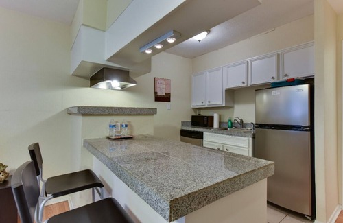 South Lamar Condo | Cozy 1 BR 1 BA South Lamar District