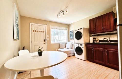 Marpole Apartment | Cozy 1bedroom Suite in Vancouver Westside