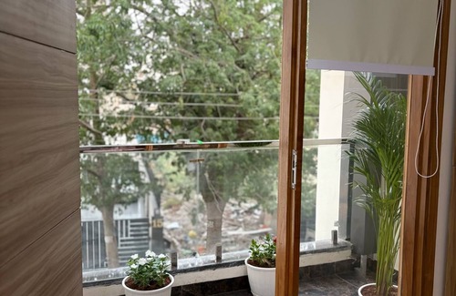 Gurugram Apartment | Cozy 1bhk on golf course road, gurgaon