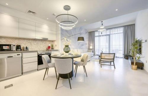 Dubai Apartment | Cozy 1BR Haven in The Cove, Dubai Creek Harbour