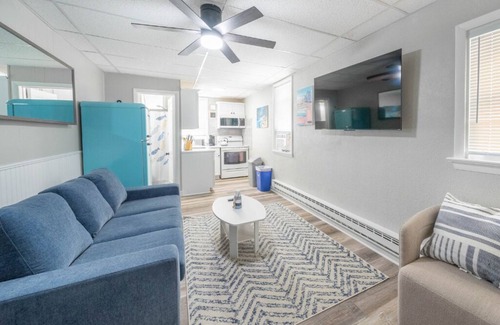Cape May - Wildwood Condo | Cozy 1BR Near Boardwalk | Walk to Beach + WiFi