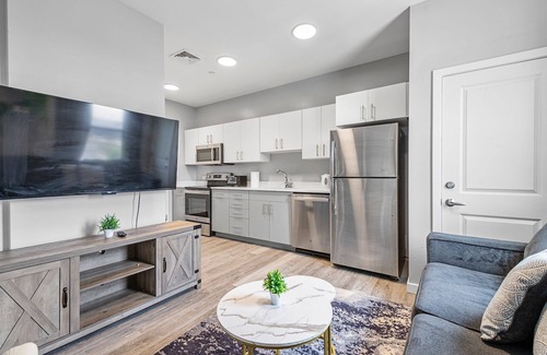 Everett Apartment | Cozy 1BR Near Encore Boston 3298