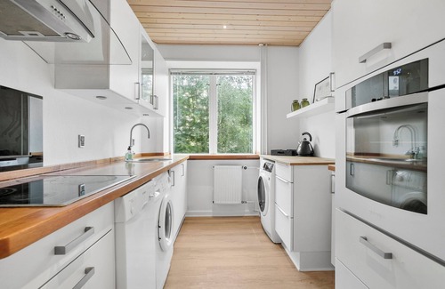 Aalborg Apartment | Cozy 2-Bed Apartment in Aalborg