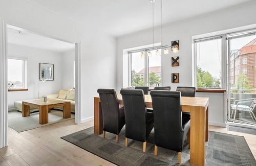 Aalborg Apartment | Cozy 2-Bed Apartment in Aalborg