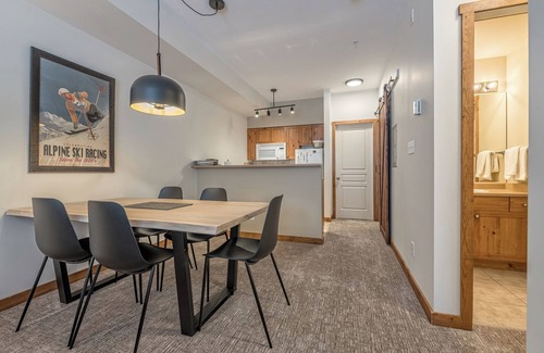 Silver Star Mountain Condo | Cozy 2 bedroom/1 bathroom condo right on the ski way! Pet friendly too