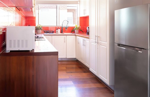 Ramsgate Apartment | Cozy 2-Bed Ramsgate Retreat, Walk to Beach & Shops, 15min drive to CBD/airport