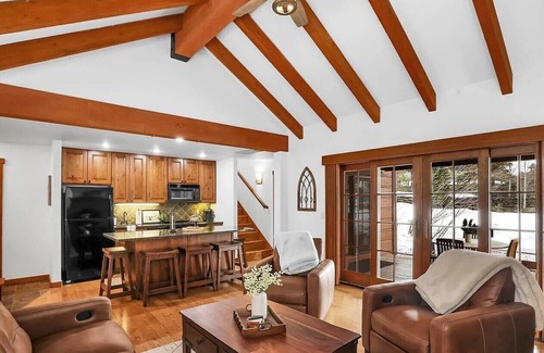 Tamarack Cabin | Cozy 2-bedroom, 2.5 Bath Cabin located in the Tamarack Ski Resort, Donnelly, ID.