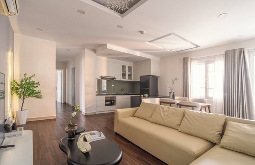 Thao Dien Apartment | Cozy 2-bedroom apartment with fitness room and AC in charming Hồ Chí Minh