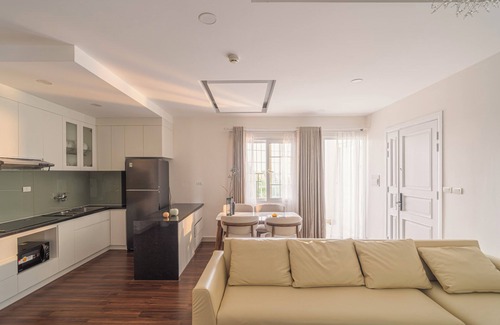 Thao Dien Apartment | Cozy 2-bedroom apartment with fitness room and AC in charming Hồ Chí Minh