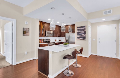 Lenox Apartment | Cozy 2-bedroom apartment in cool Atlanta with AC, WiFi