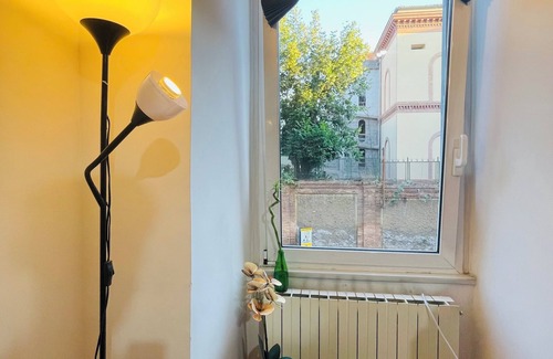 Celio Apartment | Cozy 2-bedroom apartment in welcoming Roma In centre of city of history