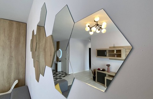 Oradea Apartment | Cozy 2-bedroom apartment in adorable Oradea with WiFi, AC and free Parking