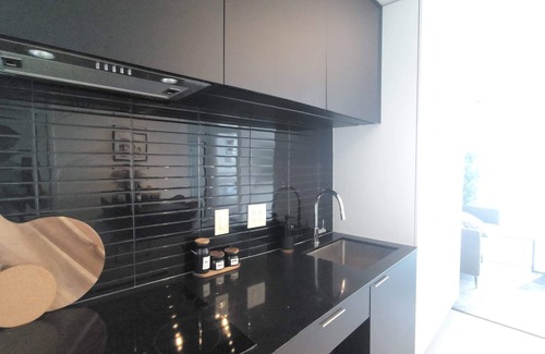 Mount Pleasant West Condo | Cozy 2 Bedroom Condo next to Subway Eglinton