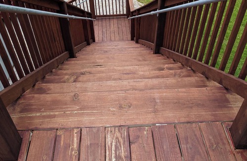 Albany Apartment | Cozy 2-bedroom corporate apartment minutes from Lake Cumberland Kentucky.