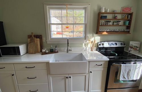 Greenwich Other | Cozy 2-bedroom guesthouse on a charming farm setting