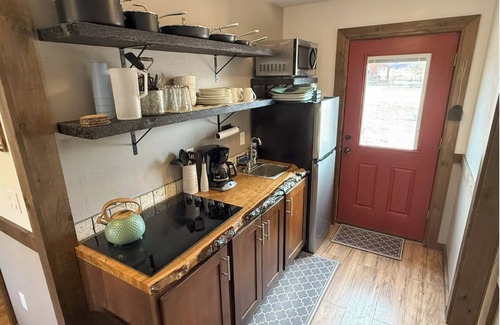 Teasdale Cabin | Cozy 2-bedroom house in charming Teasdale minutes away from Capitol Reef