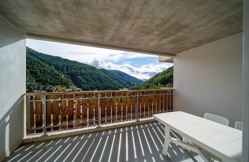 Allos Apartment | Cozy 2- bedroom Mountain Apartment in Allos.