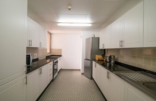 Trade Center Apartment | Cozy 2 BR Near Dubai World Trade Center