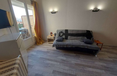 Marseillan Plage Apartment | Cozy 2-Room Apartment with A/C, Terrace, Parking for 4 Guests - Marseillan