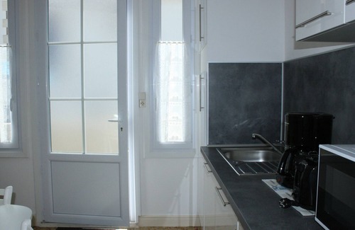 La Tranche-sur-Mer Apartment | Cozy 2-room rental, 600m from beach and shops, with private terrace