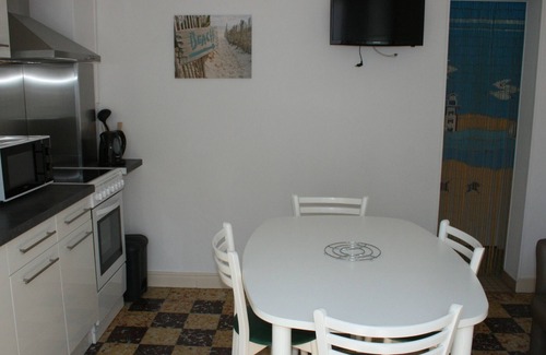 La Tranche-sur-Mer Apartment | Cozy 2-room rental, 600m from beach and shops, with private terrace