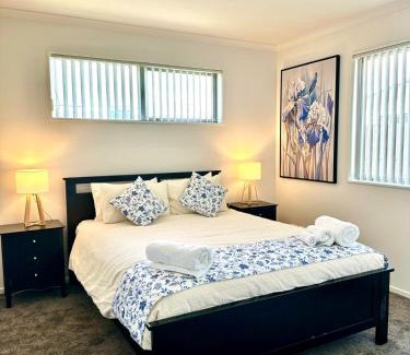 Manurewa Villa | Cozy 2BR - 15min from Airport