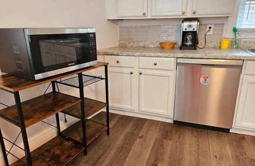 Melrose House | Cozy 2BR 20min to Boston -Townhouse