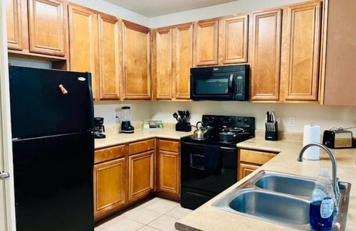 Webster Apartment | Cozy 2BR Apt in Webster Home away from Home!