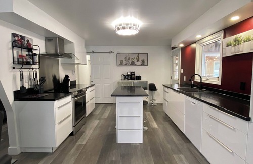 Dieppe House | Cozy 3 Bed 1 Bath Stay