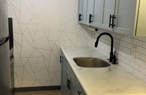 Western Honolulu Apartment | Cozy 3-bedroom apartment with WiFi in Centrally located Honolulu Salt Lake