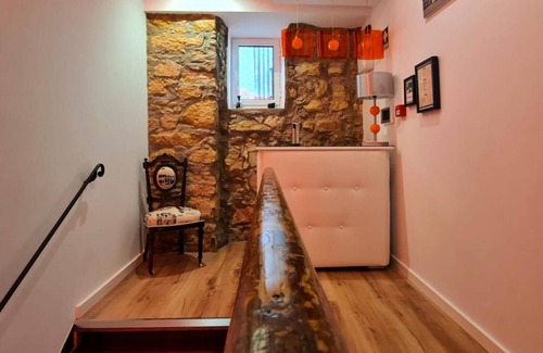 Coimbra City Centre Apartment | Cozy 3-bedroom apartment with AC and WiFi in charming Coimbra