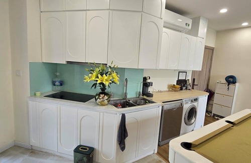 Thanh Xuan Apartment | Cozy 3-bedroom apartment with lakeview in fabulous Thanh Xuân, Hà Nội