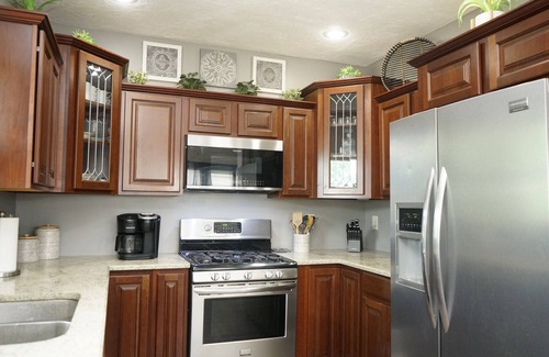 Elyria House | Cozy 3 Bedroom Home