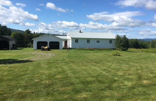 Evansville House | Cozy 3-bedroom ranch in Orleans, Vermont - NEK get away - All seasons
