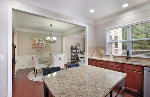 Atlanta House | Cozy 3-bedroom Townhome conveniently located in Smyrna/Vinnings in cool Atlanta
