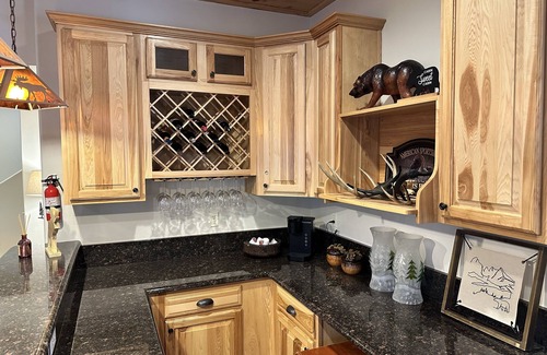 Summerhaven Cabin | Cozy, 3-story, luxury cabin in the heart of Summerhaven!