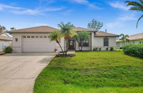 Englewood East Villa | Cozy 3BR Gulf Coast house with heated pool
