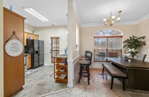 Prosperity Church Road House | Cozy 4B/2.5B University Home King Beds Jacuzzi