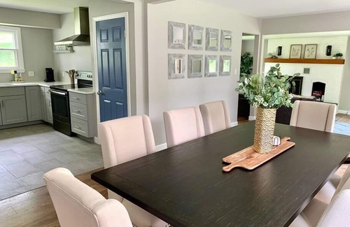 Saratoga Springs House | Cozy 4BR home, walk to track/downtown, private yard w/patio