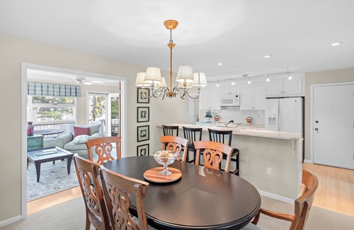 Stone Harbor House | Cozy 5-Bedrom Stone Harbor Getaway– Perfect for Families or Wedding Guests!