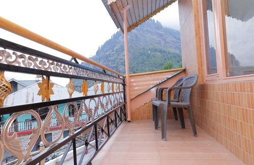 Manali Cottage | Cozy 5-Bedroom Himalayan Villa in Manali - Perfect for Family & Group Getaways