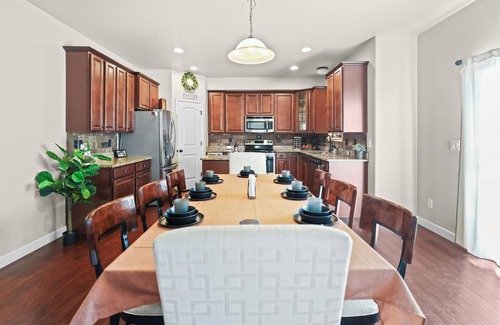 Colorado Springs House | Cozy 6BR Colorado Springs Retreat w/Hot Tub, Gym, Theater & Sunset Views!