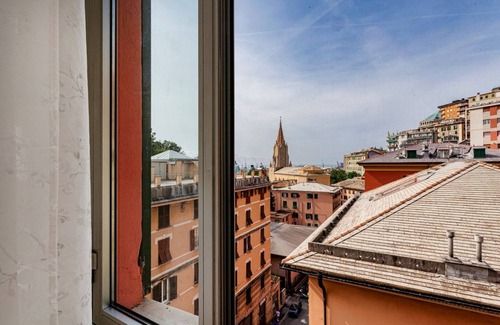 San Teodoro Apartment | Cozy 80 sqm apartment, ideal for 5 people, located on the fifth floor of a building with a lift (NOT suitable for disabled people).The property is located in a residential area of Genoa, well served and complete with all comforts. The location is s