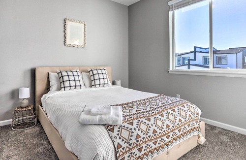 Dupont House | Cozy Abode w/ Patio ~ 7 Mi to Dtwn Denver