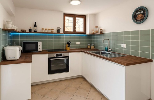 La Pietraia Apartment | Cozy Alghero Getaway - walk to the beach & relax on the patio