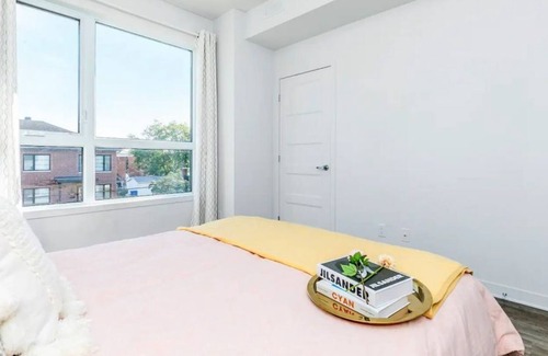 Longueuil Condo | Cozy and charming 3BDR, Longueuil free parking