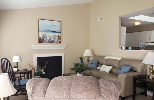 Jacksonville Apartment | Cozy and Cute apartment near Camp Lejeune (109)